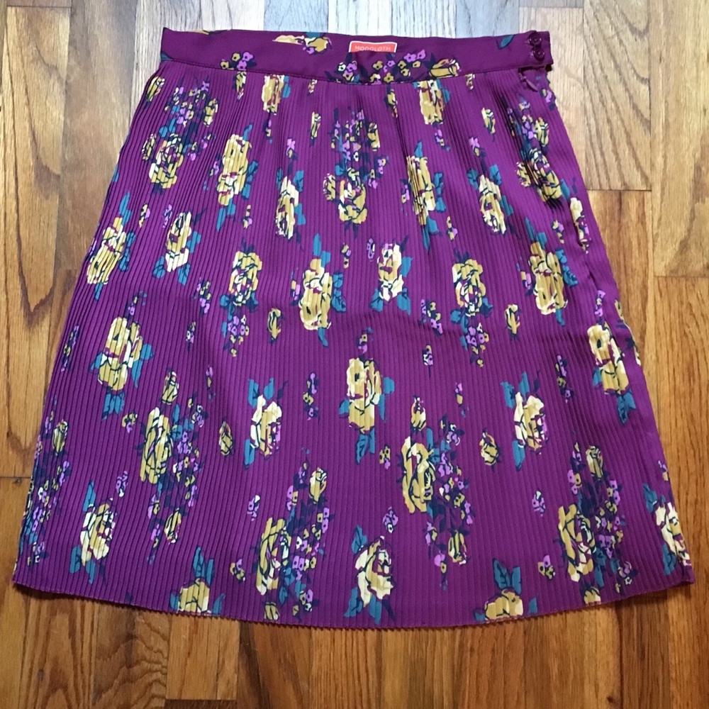 ModCloth Pleated Chiffon Skirt